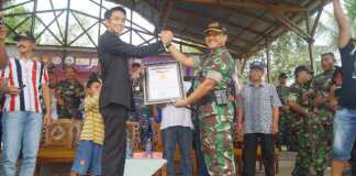 Seribu Merah Putih Tertancap di Perbatasan