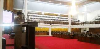 Manaf Urus Anjing Gila Raperda Hewan Terlunta