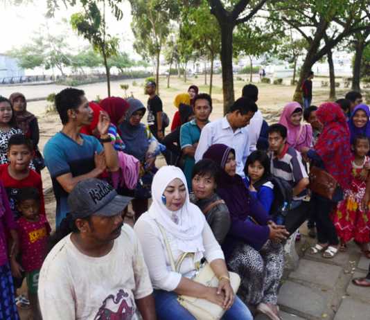 Ruang Hijau yang Menggusur Kaki Lima