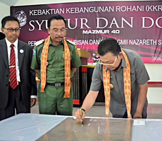 Gubernur Resmikan GMII Sintang