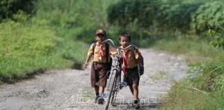 77 Guru Anak TKI Mengundurkan Diri