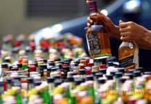 Satgas Pamtas Gagalkan Penyelundupan Miras Malaysia di Badau