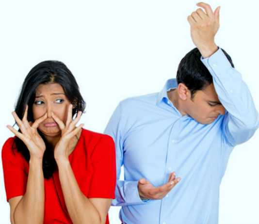 Ini Penyebab Badan Bau