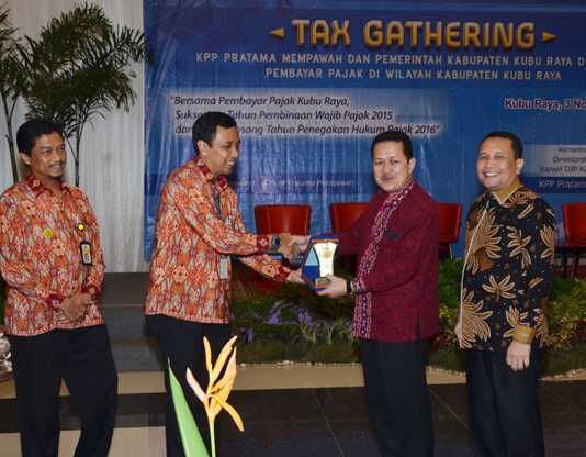 Jalin Kerja Sama Tingkatkan Pendapatan Pajak
