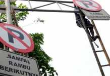 2016, Dishub Pasang Rambu Lalu-Lintas