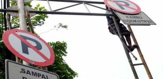 2016, Dishub Pasang Rambu Lalu-Lintas