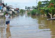 Sungai Kapuas Meluap
