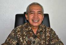 Pahlawan Sambas Robek Bendera Belanda