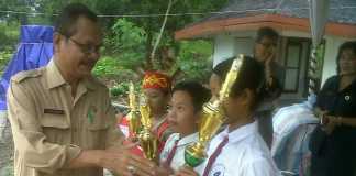 SDN 14 Kayu Tanam Juara 1 Lomba Baca Puisi
