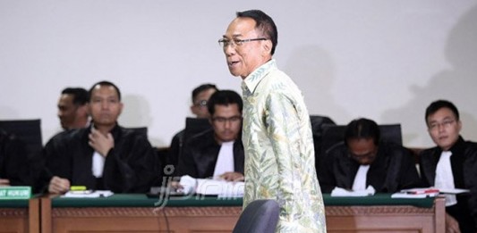 Sedap, Pijat Pakai Duit Negara