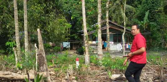 Ada Patok PT. SAP di Tengah Pemukiman Warga