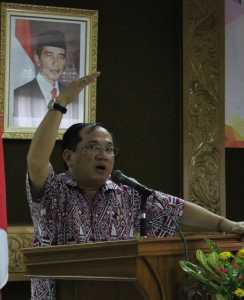 Michael Jeno. Abdu Syukri