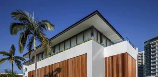 Mengubah Wajah Rumah dengan Secondary Skin