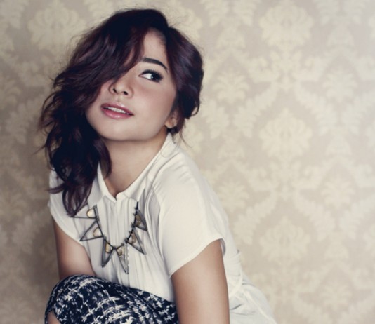 Cantik-cantik Berkumis