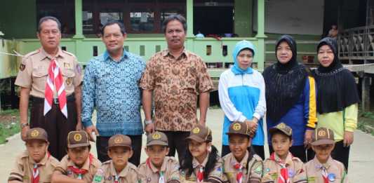 Pramuka Ajari Pelajar SD Hidup Mandiri