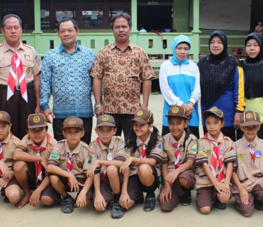 Pramuka Ajari Pelajar SD Hidup Mandiri