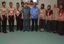 13 Pramuka Sekadau Dikirim ke Sulteng dan NTB