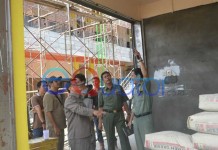 Tiga Dewan Tinjau Pengerjaan Pasar Raya dan Jalan Hutan Wisata