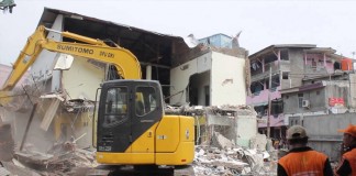 Tertibkan Bangunan Tak Berizin