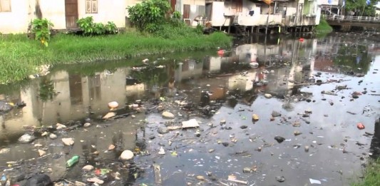 Hadapi Banjir, Tak Cuma Sediakan Mie Instan