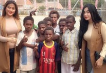 Akrab dengan Anak Papua