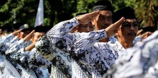 Guru “Pelukis” Masa Depan Negeri