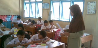 Guru sebagai Garda Terdepan Kemajuan Bangsa