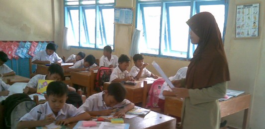 Jenjang Karir Guru Masih Sebatas Angan-angan