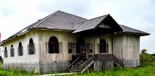 Keraton Kubu Ikon Kubu Raya