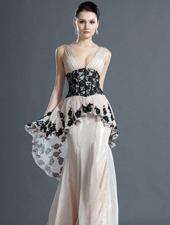 Maksimalkan Penampilan dengan Gaun Cocktail