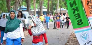 Peringati HKN ke 51, Dinkes Motori Gerak Jalan Sehat