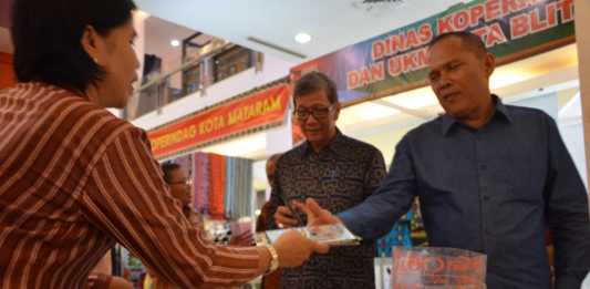Tingkatkan Daya Saing Hadapi MEA Ketapang Ikut Pameran di Jawa Barat