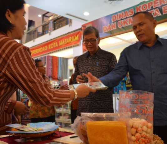 Tingkatkan Daya Saing Hadapi MEA Ketapang Ikut Pameran di Jawa Barat