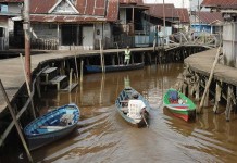 Stigma Kampong Beting, Salah Siapa?