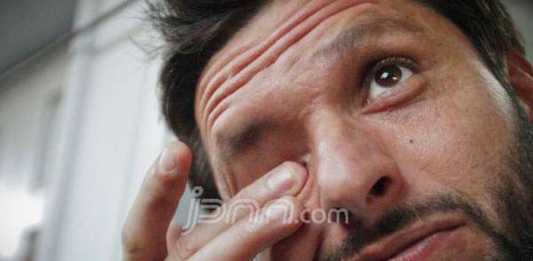 Tidak Boleh Dilakukan Pada Mata