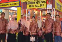 Amplang Ketapang Menarik Perhatian Pengunjung