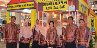 Amplang Ketapang Menarik Perhatian Pengunjung