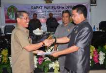 Bupati Sampaikan Jawaban Eksekutif