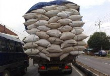 Razia Kendaraan Bertonase Lebih