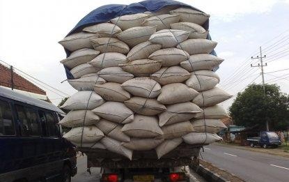 Razia Kendaraan Bertonase Lebih