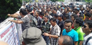 Ada Teriakan “Pecat Direksi PTPN XIII” di Sutan Syahrir