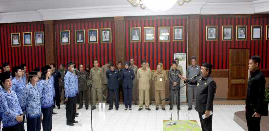 120 PNS Angkat Sumpah