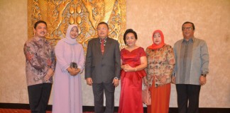 Bupati-Wabup Hadiri Open House Gubernur