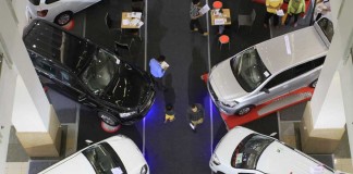Tahun Ini Penjualan Mobil Anjlok 17 Persen
