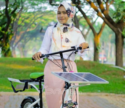 Mahasiswa ITSB Ciptakan Sepeda Bertenaga Surya