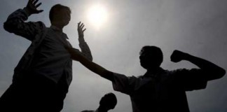 Polisi dan TNI Kejar Preman