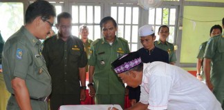 Wabup Idrus Lantik BPD Teluk Melano