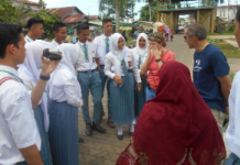 SMK Negeri I Sukadana Songsong Sail Karimata 2016