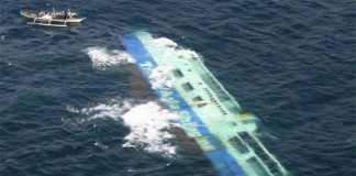 Dihantam Ombak, KM Samudra Jaya Pecah