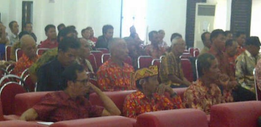 Lembaga Adat Bantu Tugas Pemerintah